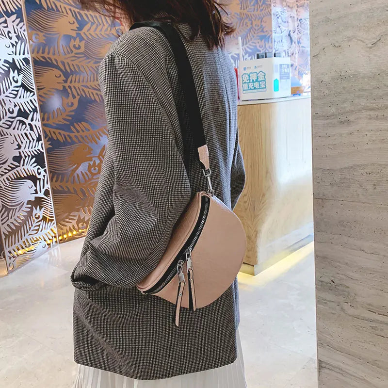 Luxury Designer Saddle Chest Bag – High-Quality Women’s Chain Crossbody & Hobo Purse