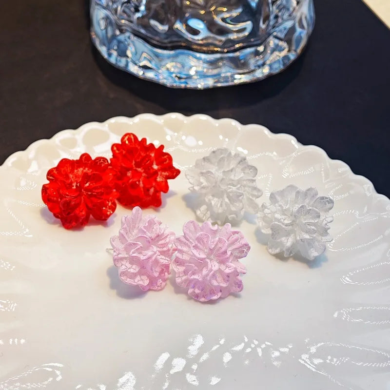 Big White Flower Stud Earrings – Unique Women’s Wedding Jewelry