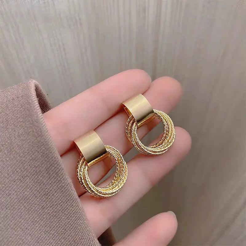 Vintage Metal Round Drop Earrings – Geometric Women’s Statement Jewelry