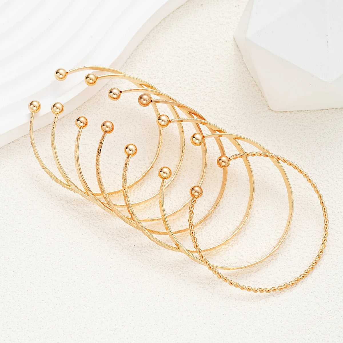 7Pcs Punk Gold Bracelets Set – Goth Heart & Metal Bangles for Women