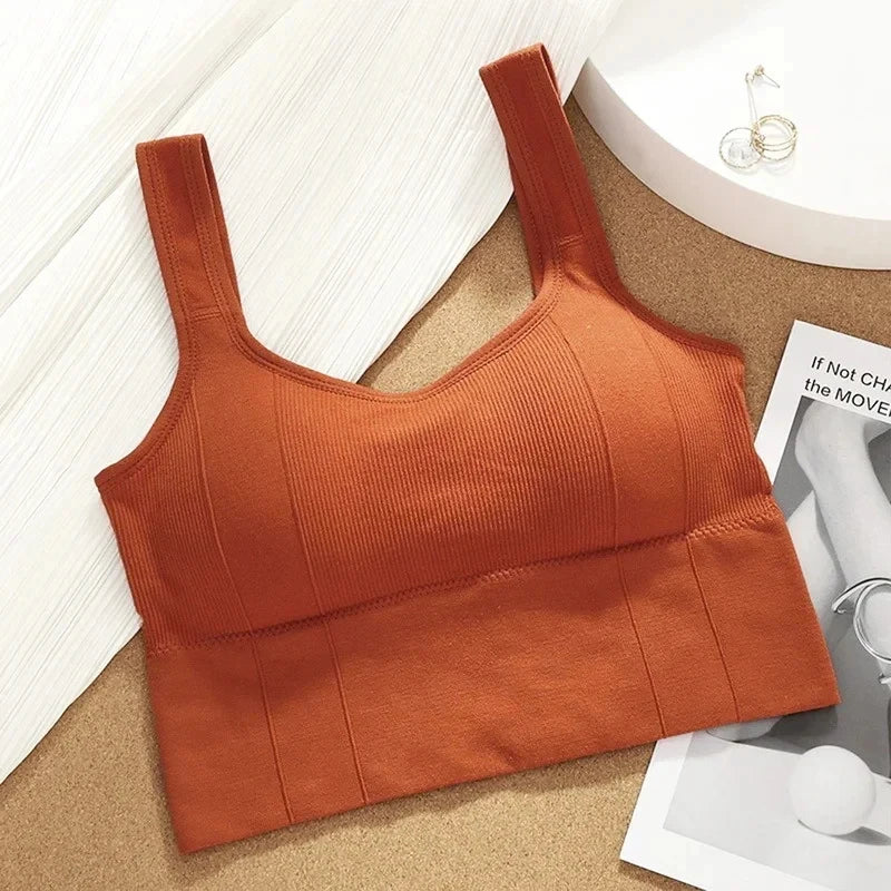 Seamless Push-Up Sports Bra – Breathable Shockproof Gym Top
