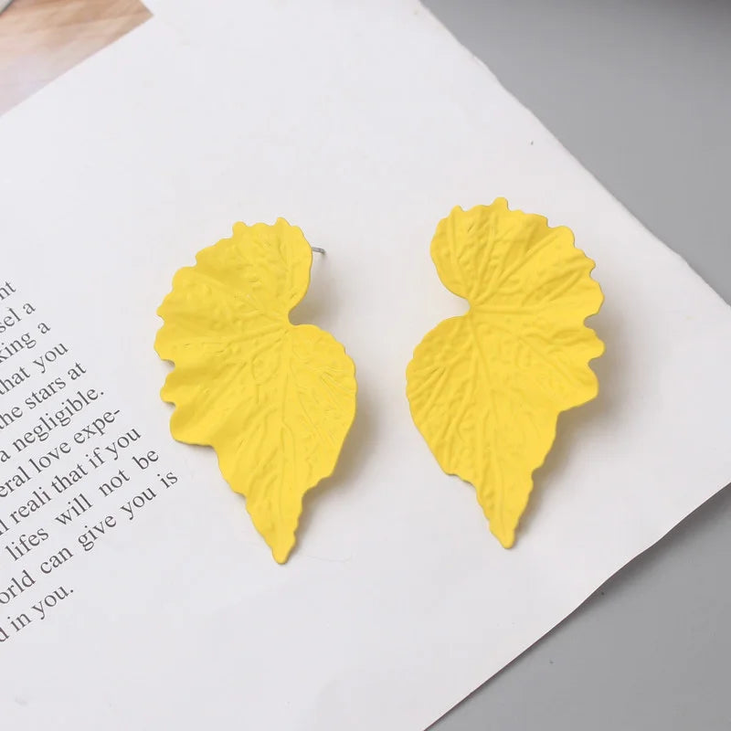 Colorful Metal Dangle Earrings – Flower & Heart Pendant Women’s Jewelry