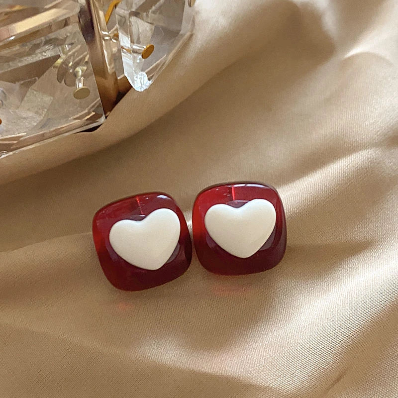 Wine Red Pearl Flower Heart Stud Earrings – Vintage Women’s Geometric Jewelry
