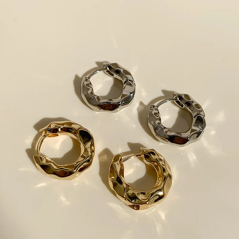 LATS Retro Geometric Hoop Earrings – Irregular Simple Circle Fashion Jewelry for Women