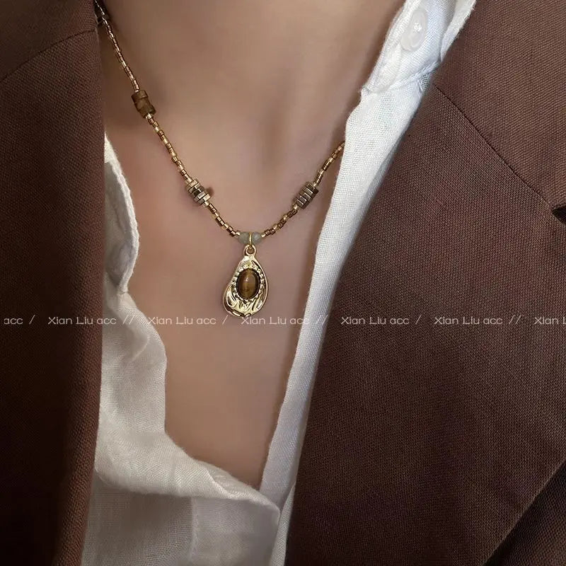 Vintage Brown Stone Pendant Necklace – Long Leather Rope Women’s Jewelry
