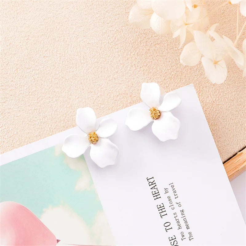 Colorful Metal Dangle Earrings – Flower & Heart Pendant Women’s Jewelry
