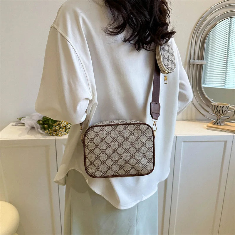 Vintage Pattern Shell Crossbody Bag – Small Luxury Designer Shoulder Purse for Women