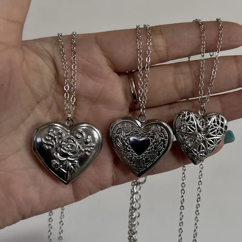 Romantic Heart Locket Pendant – Openable Stainless Steel Photo Frame Necklace for Men & Women