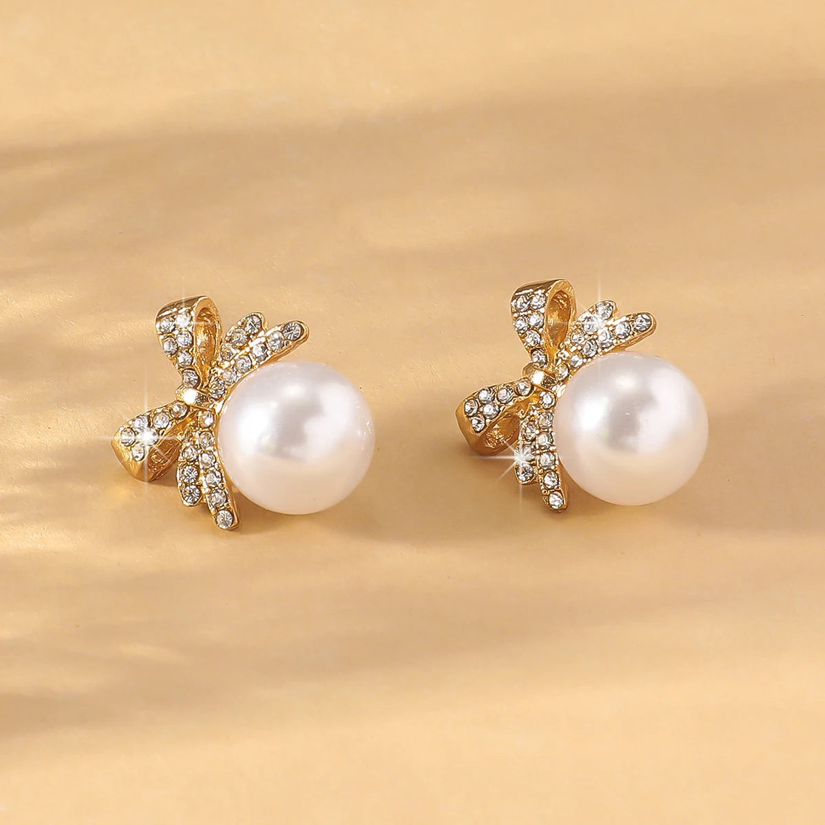 Bow Pearl Diamond Stud Earrings – Elegant Women’s Silver Needle Jewelry