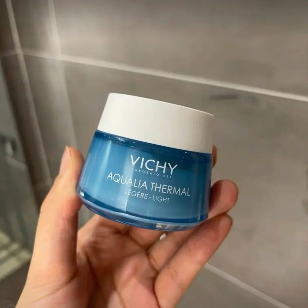 VICHY 16% Vitamin C + Hyaluronic Acid Serum – Rejuvenating & Moisturizing Facial Care with Salicylic Acid, Repairs Skin Barrier & Restores Radiance
