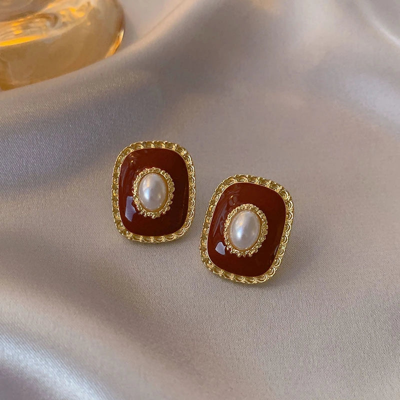 Wine Red Pearl Flower Heart Stud Earrings – Vintage Women’s Geometric Jewelry
