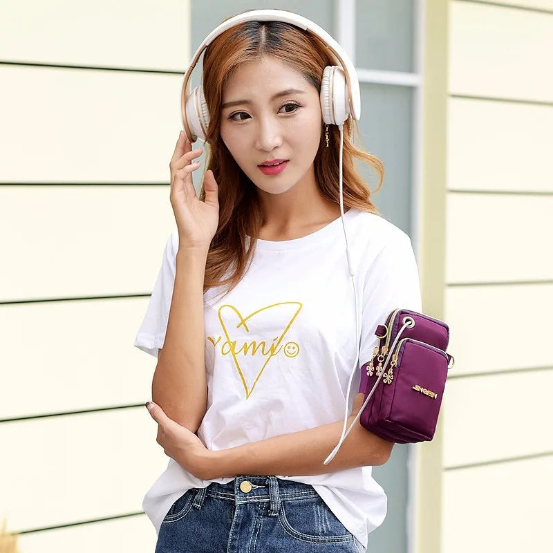 Waterproof Nylon Crossbody Bag – Small Messenger Shoulder Purse for Women