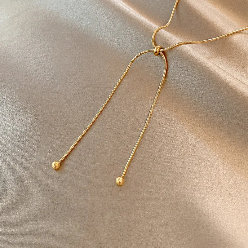 DIEYURO Stainless Steel Retro Adjustable Gold Clavicle Necklace – Simple Unique Design for Women