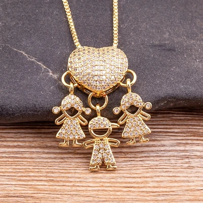 Nidin Romantic Heart Cubic Zirconia Pendant Necklace – Family Jewelry Gift for Mother