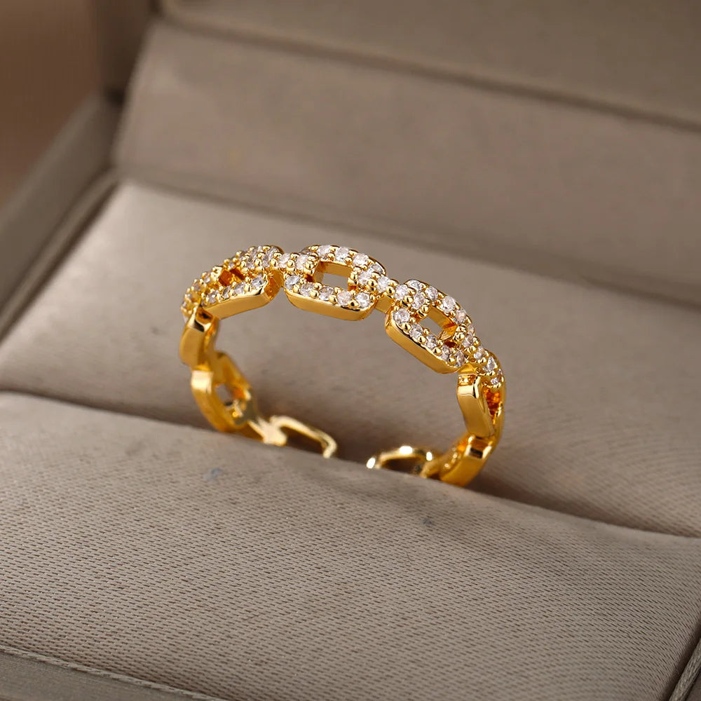 Classic Zircon Twist Chain Ring – Elegant Stainless Steel Couple’s Jewelry