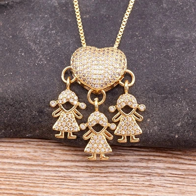 Nidin Romantic Heart Cubic Zirconia Pendant Necklace – Family Jewelry Gift for Mother