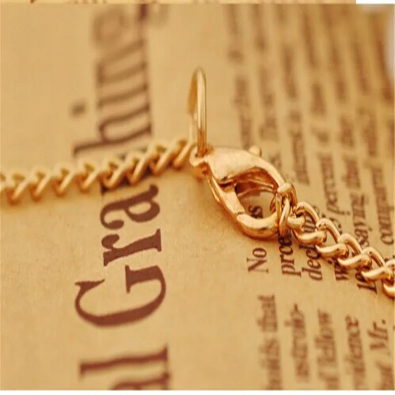 Gold Wide Collar Necklace – Minimalist European Street Style