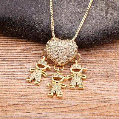 Nidin Romantic Heart Cubic Zirconia Pendant Necklace – Family Jewelry Gift for Mother
