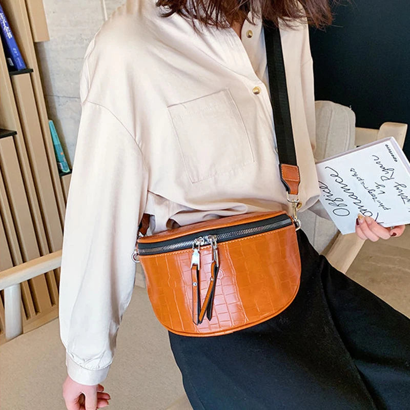 Luxury Designer Saddle Chest Bag – High-Quality Women’s Chain Crossbody & Hobo Purse