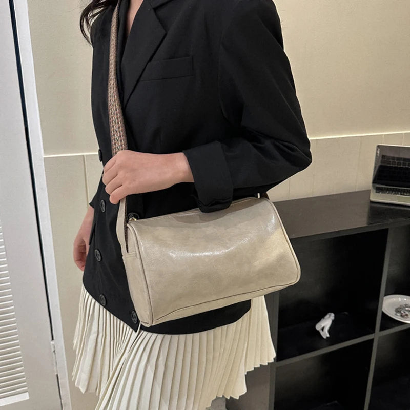 Vintage PU Leather Boston Handbag – Small Designer Crossbody & Travel Shoulder Bag for Women
