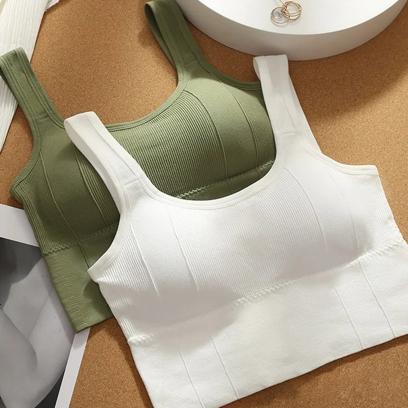 Seamless Push-Up Sports Bra – Breathable Shockproof Gym Top