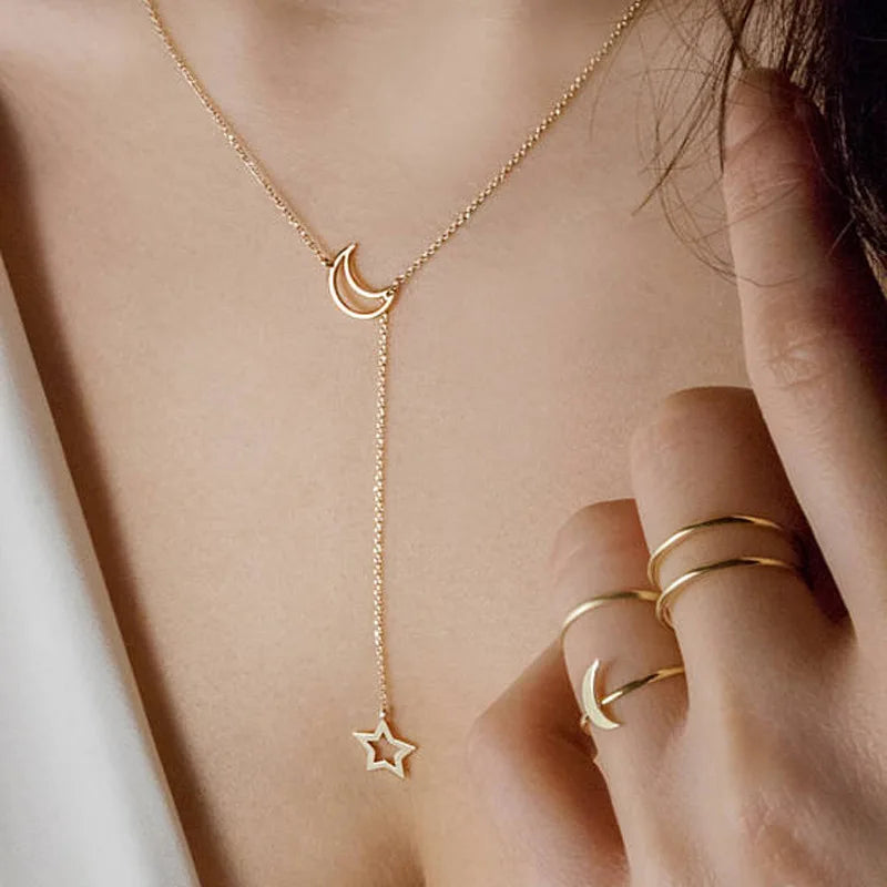 Simple Gold Moon & Star Pendant Choker – Women’s Party Charm Necklace