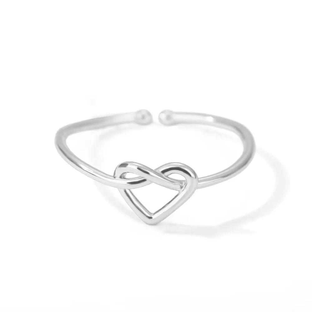 Gold Heart Couple Ring – Elegant Women’s Wedding Jewelry