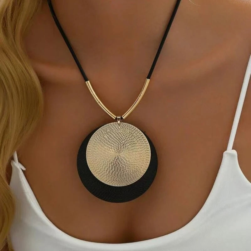 Creative Large Round Vintage Pendant Necklace – Personalized Punk Style Jewelry for Women