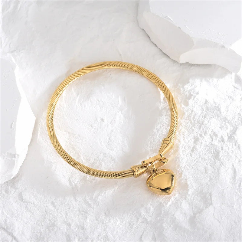 18K Gold Stainless Steel Heart Charm Bangle – Unisex Bracelet