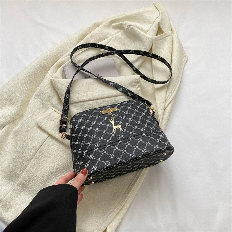 PU Leather Shoulder Bag – Small Shell Crossbody with Deer Pendant for Women