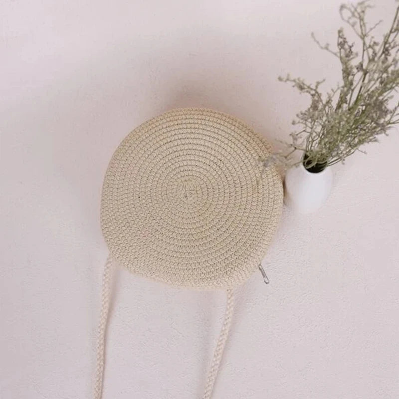 Round Straw Woven Beach Crossbody Bag – Cute Rattan Shoulder Handbag for Women