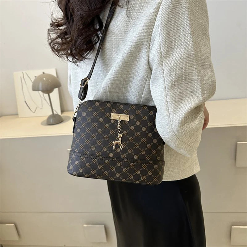 PU Leather Shoulder Bag – Small Shell Crossbody with Deer Pendant for Women