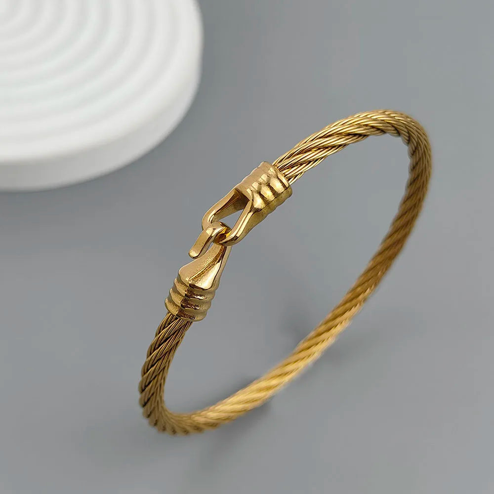 18K Gold-Plated Stainless Steel Horseshoe Bracelet – Waterproof Couple’s Jewelry