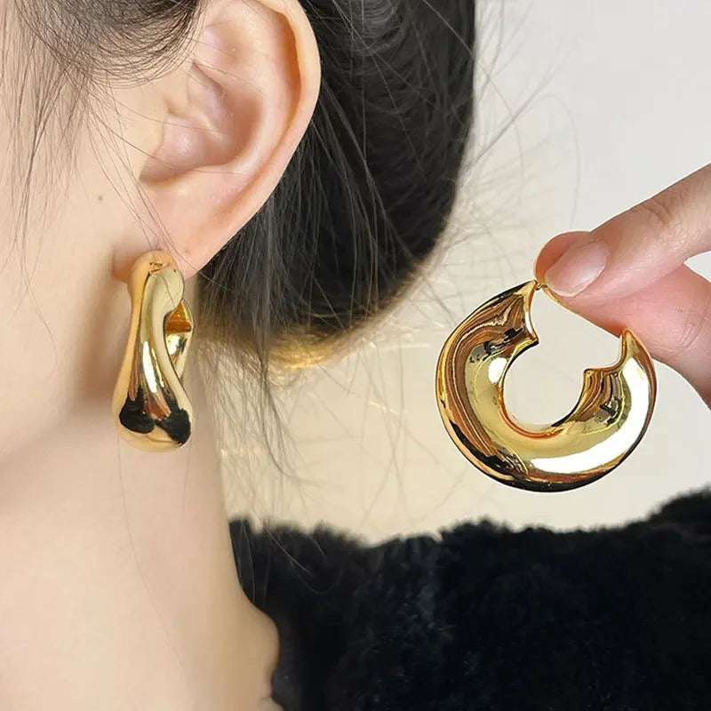 LATS Retro Geometric Hoop Earrings – Irregular Simple Circle Fashion Jewelry for Women