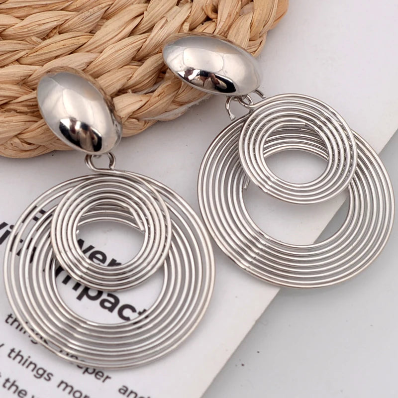 Big Round Metal Statement Earrings – Gold & Silver Geometric Women’s Jewelry