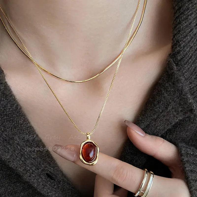 Vintage Brown Stone Pendant Necklace – Long Leather Rope Women’s Jewelry