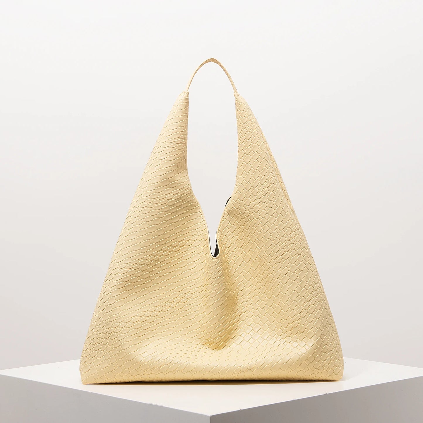 Simple Retro Shoulder Bag – Minimalist Hobo Tote for Women, Elegant Work & Grocery Bag