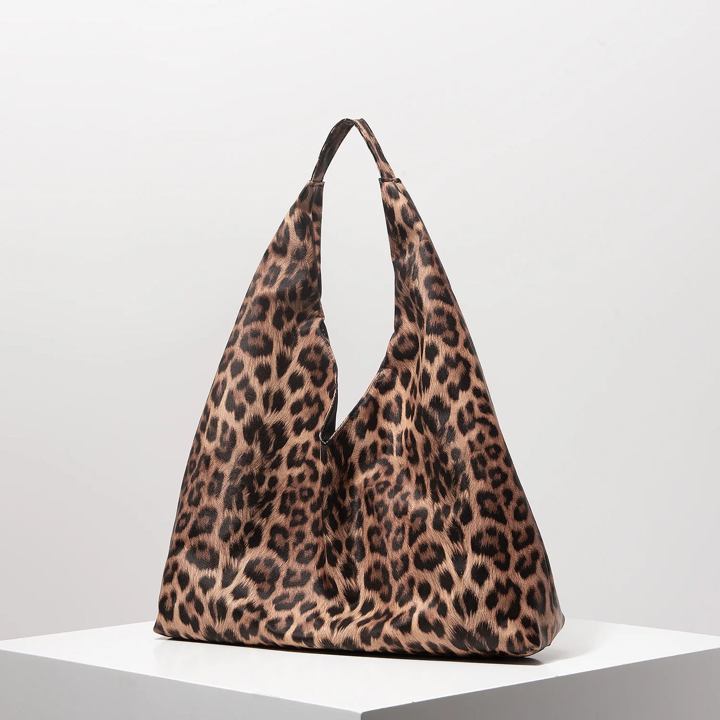 Simple Retro Shoulder Bag – Minimalist Hobo Tote for Women, Elegant Work & Grocery Bag