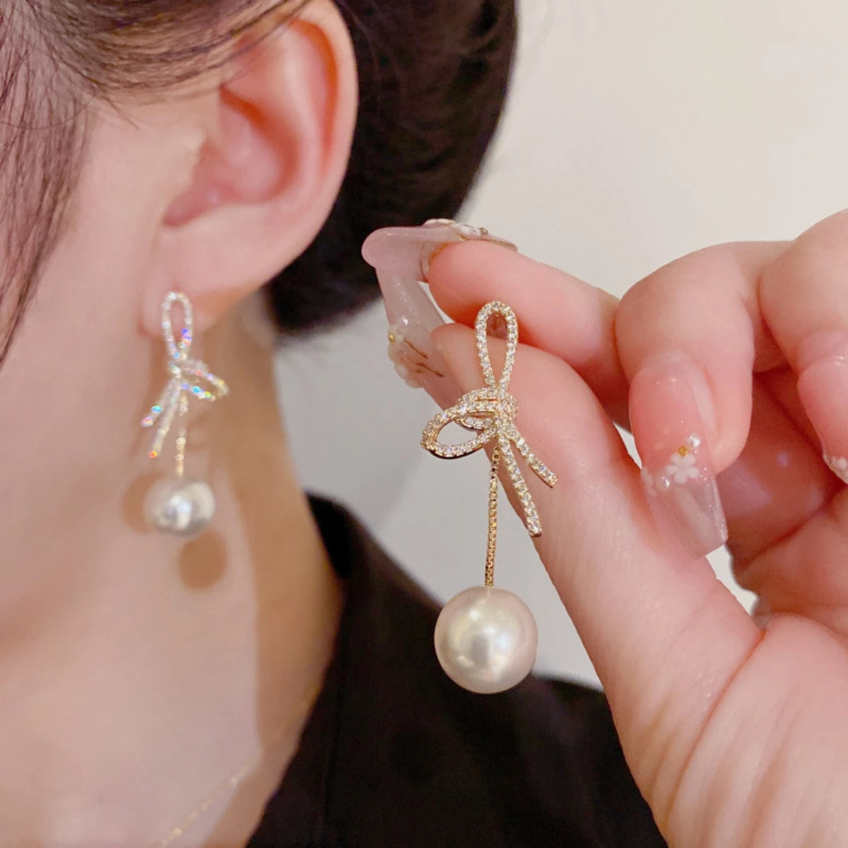 Bow Pearl Diamond Stud Earrings – Elegant Women’s Silver Needle Jewelry