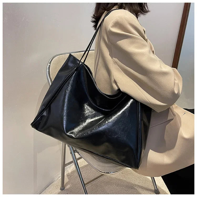 Women’s Retro PU Leather Tote – Large Soft Shoulder/Crossbody Bucket Bag