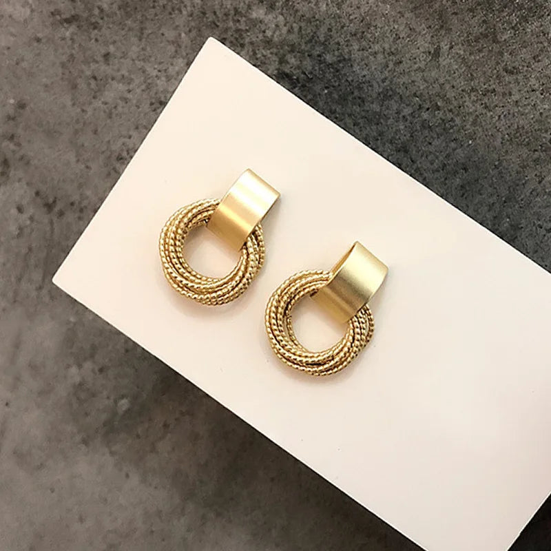 Vintage Metal Round Drop Earrings – Geometric Women’s Statement Jewelry