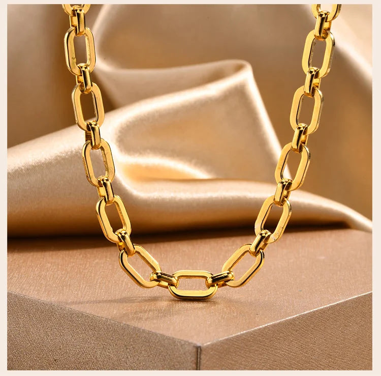 Chunky Gold Link Necklace – Thick Oval Chain Choker for Women