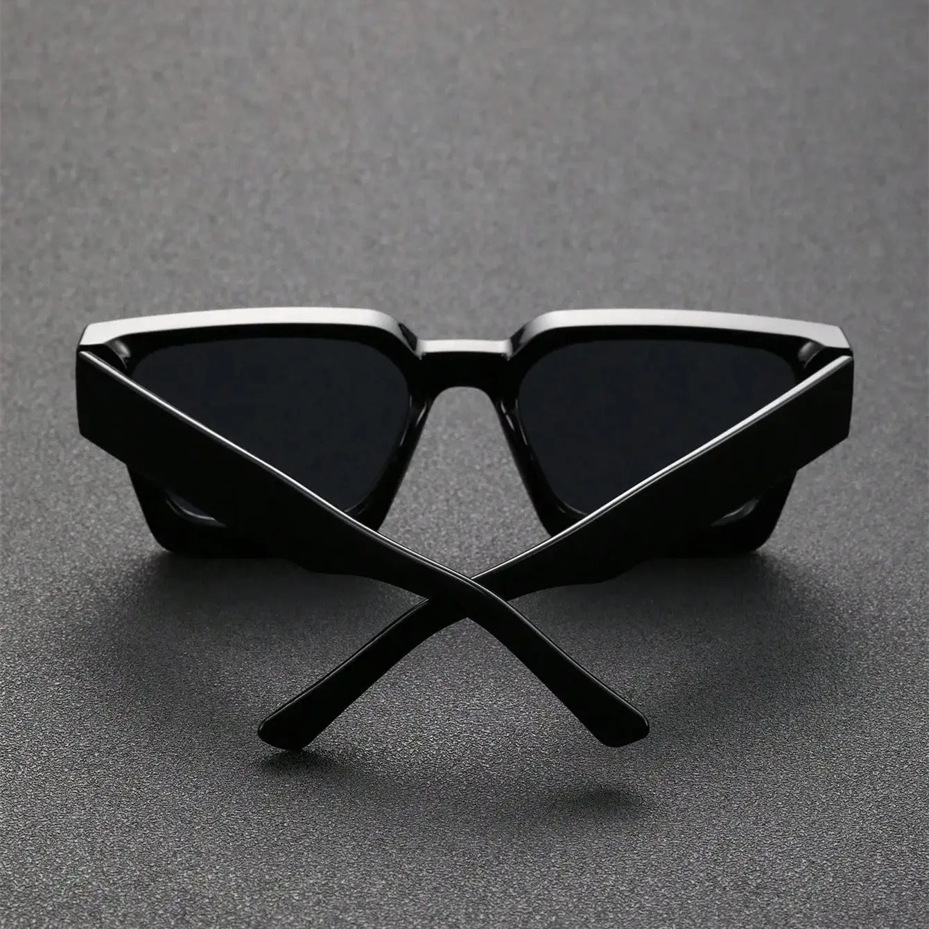 Retro Black Millionaire Shades – Luxury Designer Square Sunglasses for Men & Women 2025