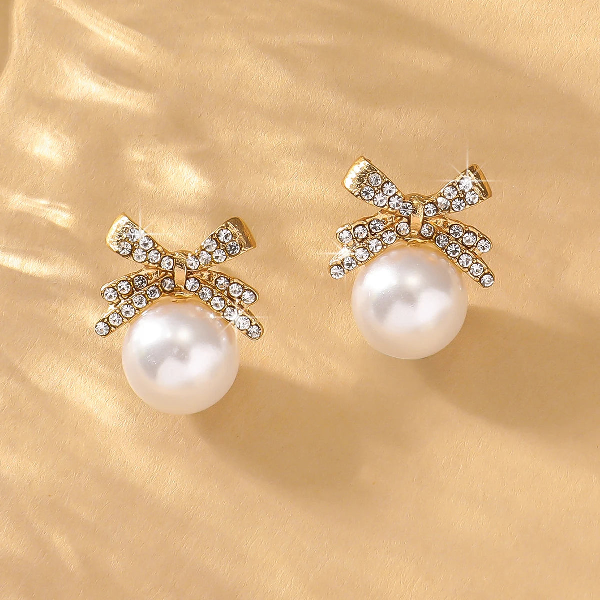 Bow Pearl Diamond Stud Earrings – Elegant Women’s Silver Needle Jewelry