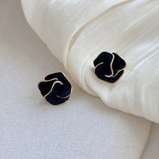 Black Enamel Flower Stud Earrings – Unique Multi-Layer Women’s Jewelry