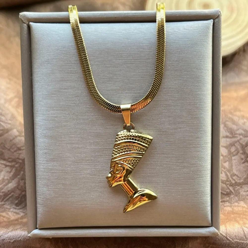 Exaggerated Punk O-Shaped Pendant Necklace – Chunky Stainless Steel Snake Chain for Men & Women