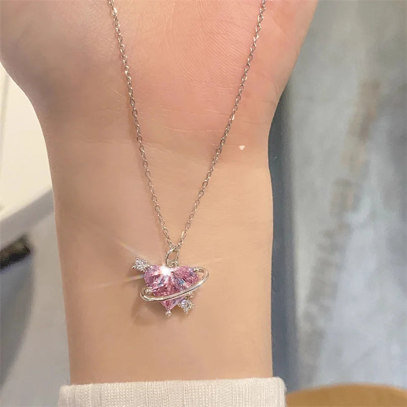 Y2K Pink Planet Heart Zircon Pendant Necklace – Aesthetic Clavicle Jewelry for Women