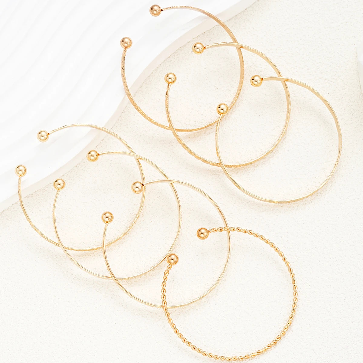 7Pcs Punk Gold Bracelets Set – Goth Heart & Metal Bangles for Women