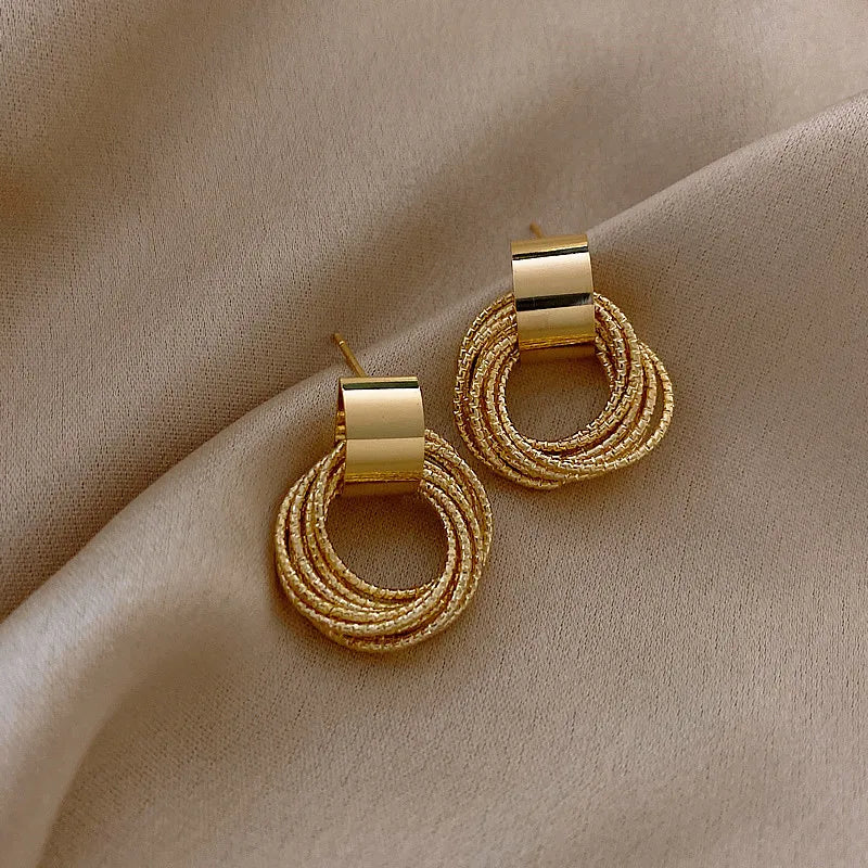 Vintage Metal Round Drop Earrings – Geometric Women’s Statement Jewelry