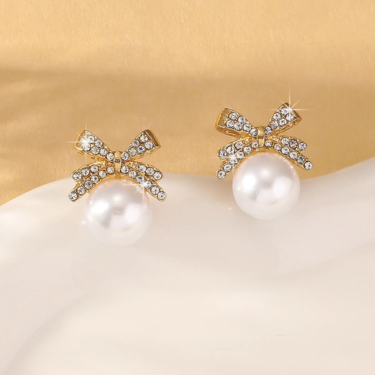 Bow Pearl Diamond Stud Earrings – Elegant Women’s Silver Needle Jewelry